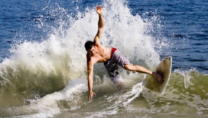 九游登录入口-亚洲极限运动挑战赛，街头与自然的极限合一，亚洲极限运动第一人