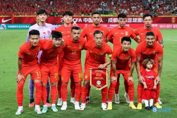 包含中国足球队伍国际比赛经验持续积累，战绩逐步提升的词条