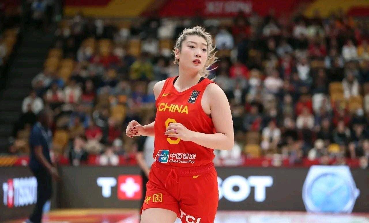 女篮精神：从奋战到荣耀的感人故事的简单介绍