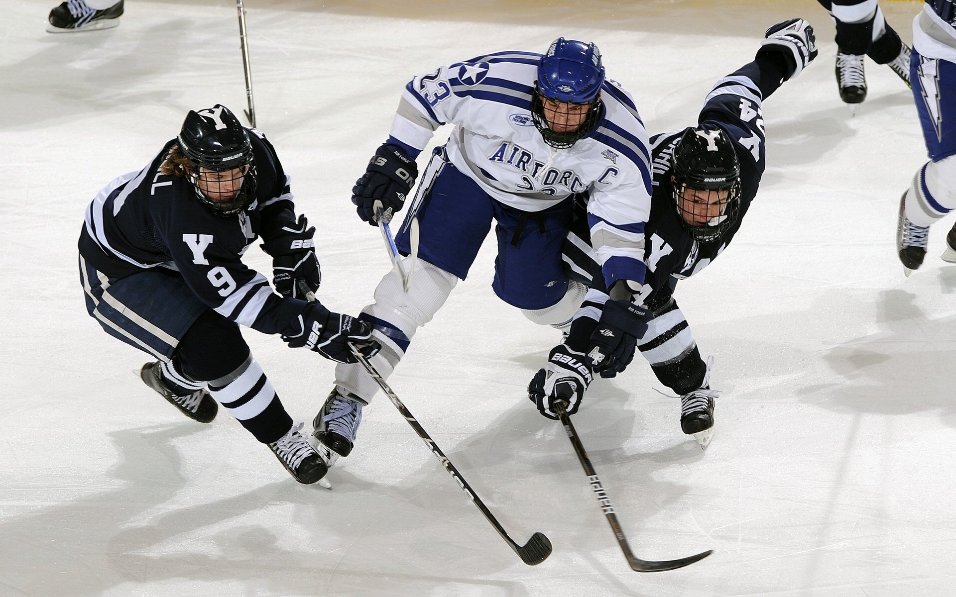 “法甲实力悬殊，场面火爆引人关注”，法甲强队实力分析